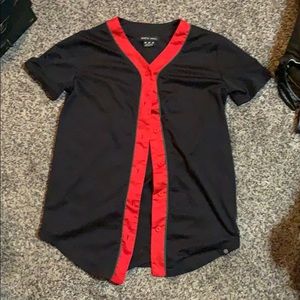 Ninth hall button up